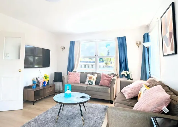 Holiday home 5 Bedrooms, Your Getaway Starts Here Rotorua