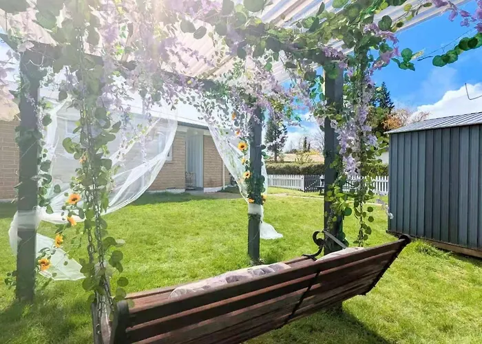 5 Bedrooms, Your Getaway Starts Here * Rotorua
